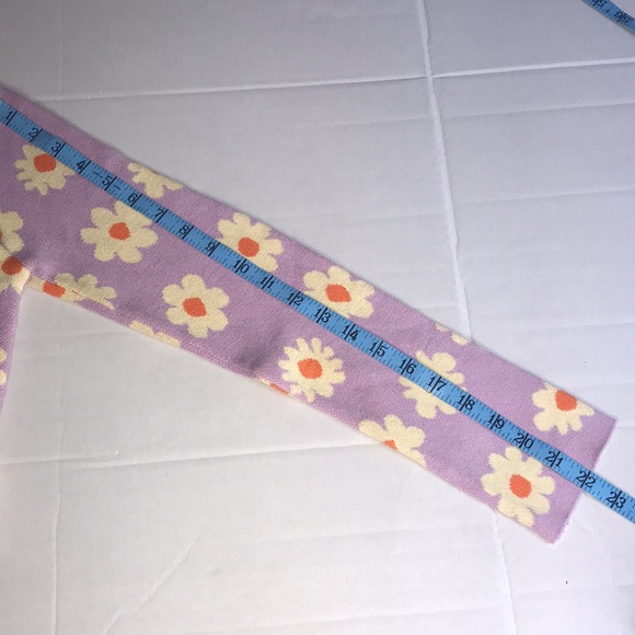 Soft Girl Daisy Lilac Crop Sweater size S - Picture 9 of 11